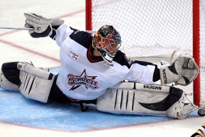 赛季最佳防守阵容，谁能顶替“铁壁”位置？，铁壁防御什么意思